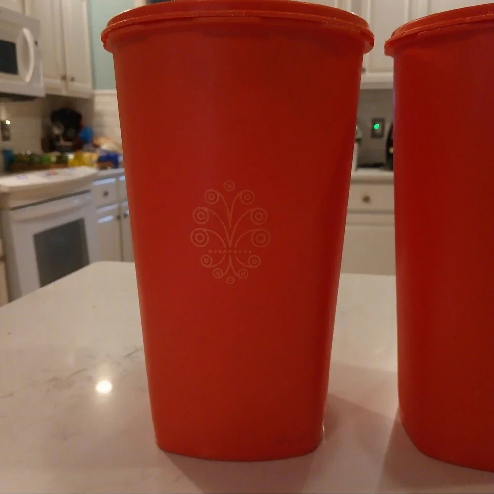 Set Of 2 Vintage Tupperware Large Servalier Canisters 10.5
